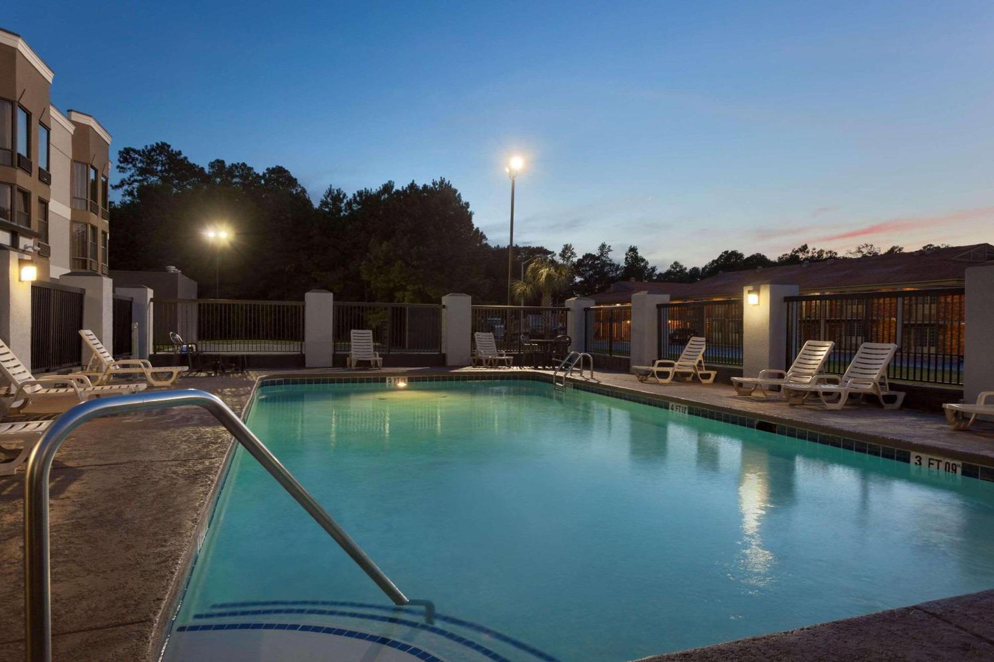 Country Inn & Suites By Radisson, Florence, Sc Εξωτερικό φωτογραφία